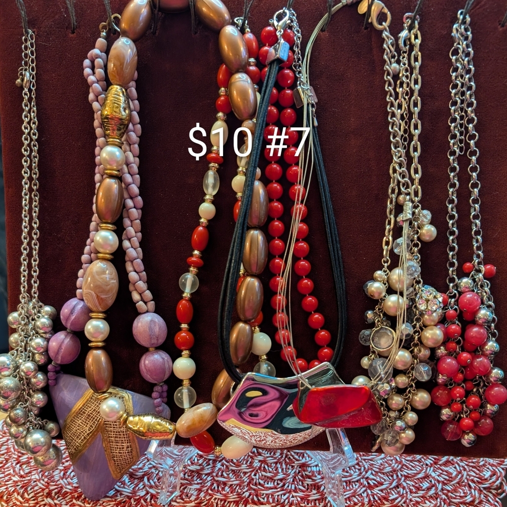 Elegant Multicolor Beaded Necklace Set